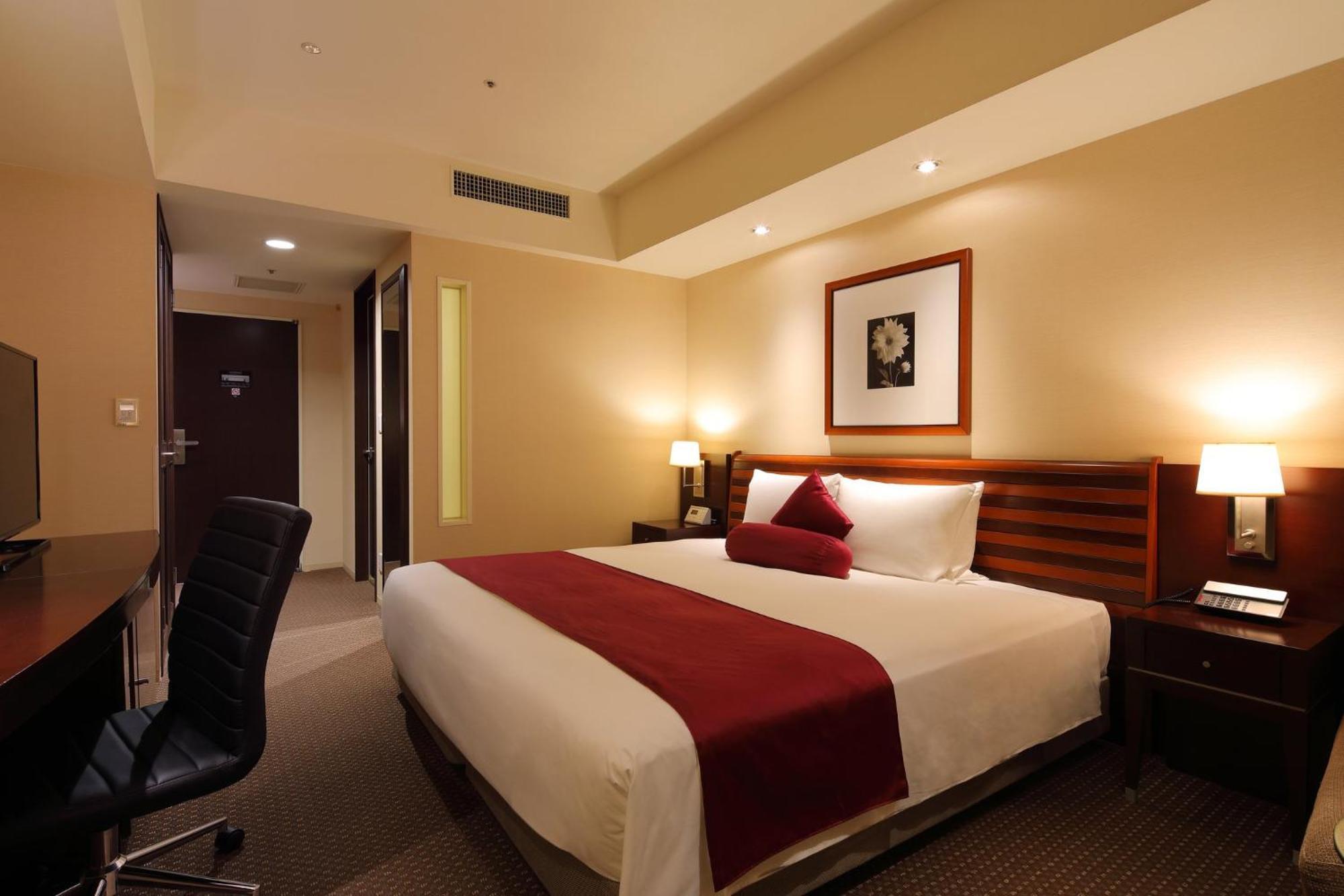Hotel Ana Crowne Plaza Okayama By Ihg Zewnętrze zdjęcie