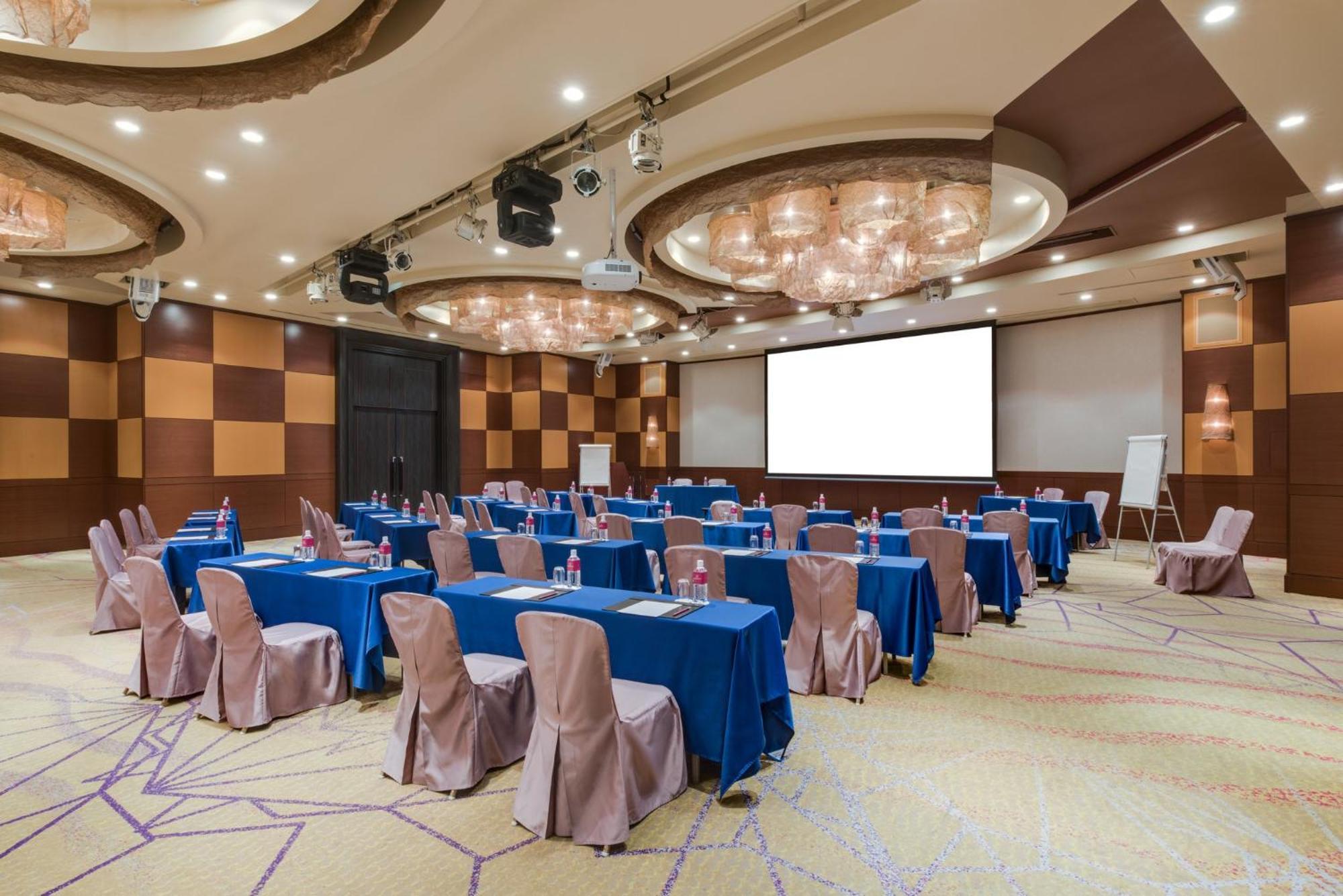 Hotel Ana Crowne Plaza Okayama By Ihg Zewnętrze zdjęcie
